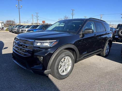 Agate Black Metallic 2026 Ford Explorer Active