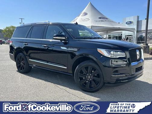 Infinite Black Metallic Clearcoat 2023 Lincoln Navigator Reserve