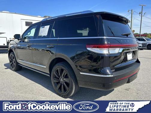 Infinite Black Metallic Clearcoat 2023 Lincoln Navigator Reserve