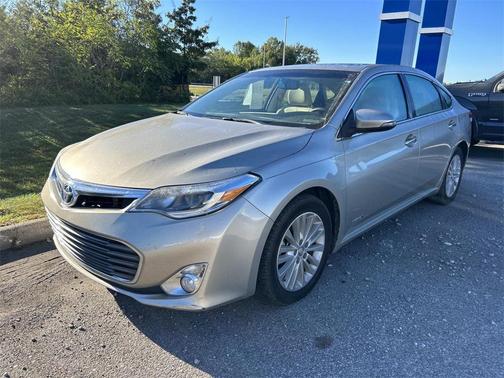 2015 Toyota Avalon Hybrid XLE Touring
