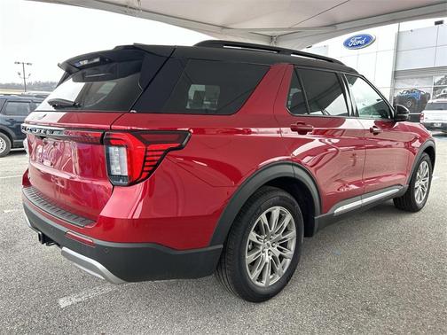 2025 Ford Explorer Platinum
