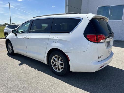 2020 Chrysler Voyager LXI