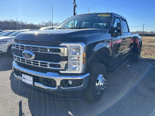 2024 Ford F-350 XLT