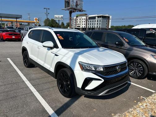 2022 Volkswagen Taos 1.5T SE