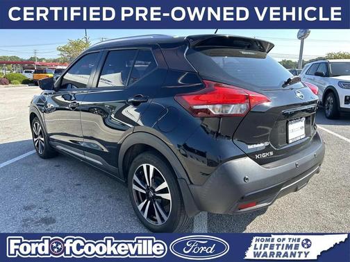 Super Black 2020 Nissan Kicks SR