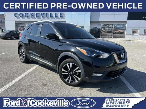 Super Black 2020 Nissan Kicks SR
