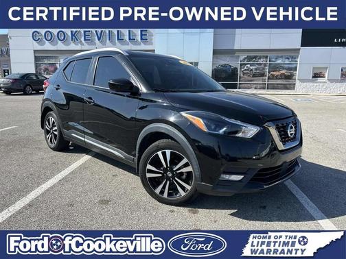 Super Black 2020 Nissan Kicks SR