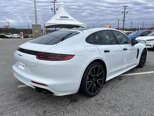 2020 Porsche Panamera 4