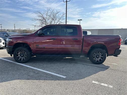 2025 RAM 1500 Warlock Crew Cab 4x4 5'7' Box
