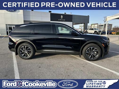 Infinite Black Metallic Clearcoat 2025 Lincoln Nautilus Premiere