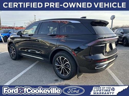 Infinite Black Metallic Clearcoat 2025 Lincoln Nautilus Premiere