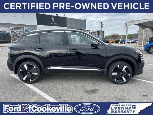 2025 Nissan Kicks SR