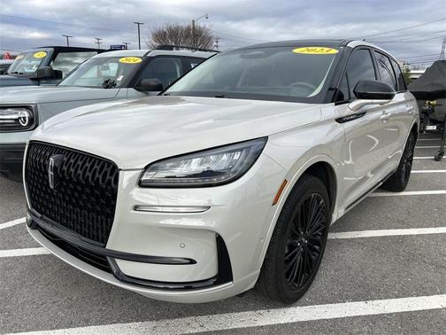 2023 Lincoln Corsair Standard