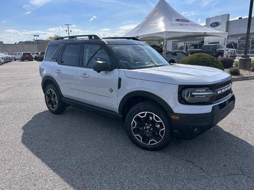 Space White Metallic 2026 Ford Bronco Sport Outer Banks
