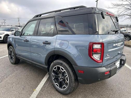 Azure Gray Metallic Tri-Coat 2026 Ford Bronco Sport Outer Banks
