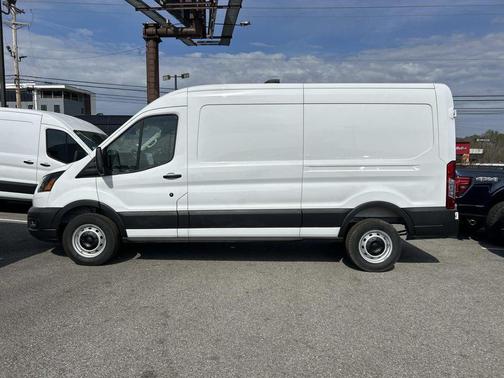 Oxford White 2026 Ford Transit-250 Base