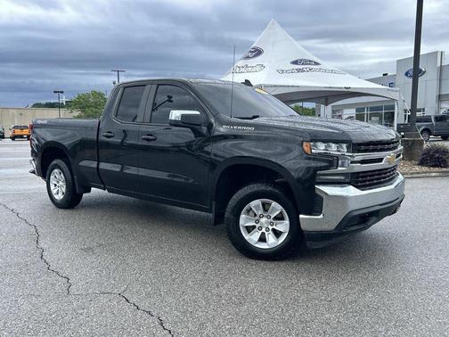 Black 2020 Chevrolet Silverado 1500 LT