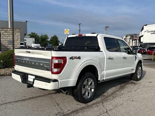 Star White Metallic Tri-Coat 2022 Ford F-150 Platinum