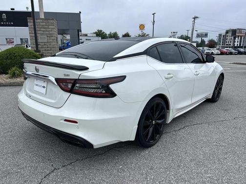 White 2020 Nissan Maxima SR