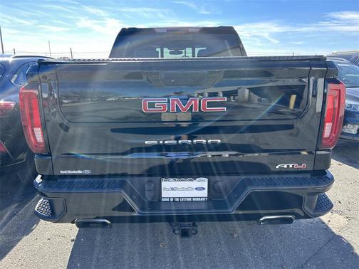 2021 GMC Sierra 1500 AT4