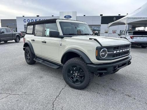 Desert Sand 2025 Ford Bronco Big Bend