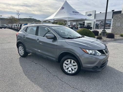 Gun Metallic 2019 Nissan Rogue Sport S