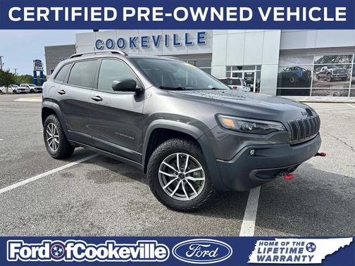 Granite Crystal Metallic Clearcoat 2019 Jeep Cherokee Trailhawk Elite