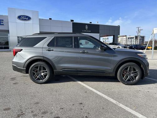 Carbonized Gray Metallic 2026 Ford Explorer ST