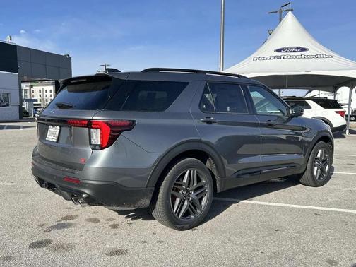 Carbonized Gray Metallic 2026 Ford Explorer ST