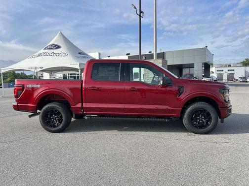 Ruby Red Metallic Tinted Clearcoat 2026 Ford F-150 XLT