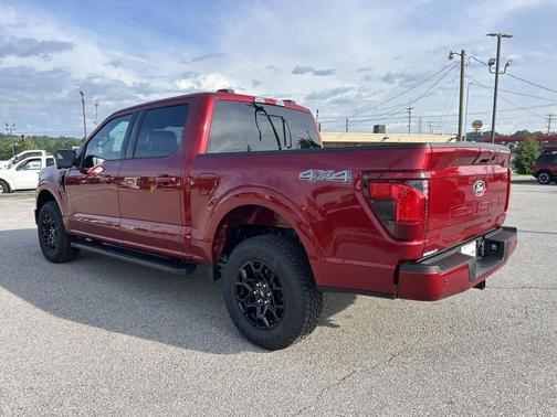 Ruby Red Metallic Tinted Clearcoat 2026 Ford F-150 XLT