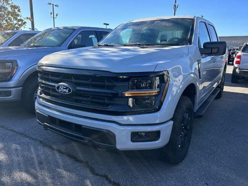 Avalanche 2026 Ford F-150 XLT