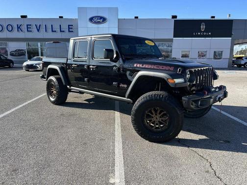 Black Clearcoat 2023 Jeep Gladiator Rubicon