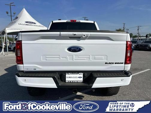 Oxford White 2023 Ford F-150 XLT