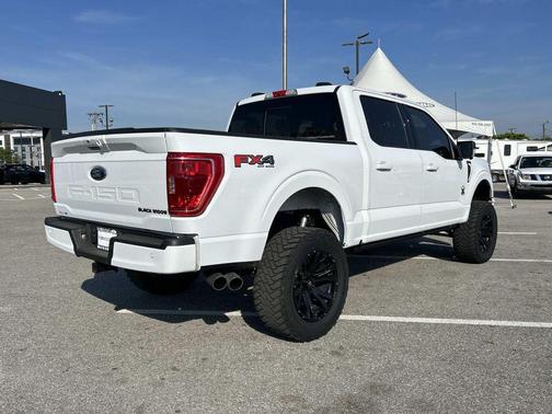 Oxford White 2023 Ford F-150 XLT