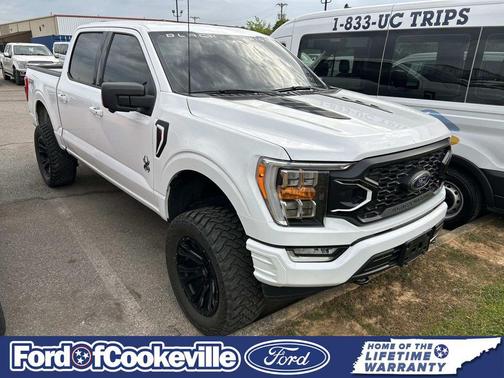 Oxford White 2023 Ford F-150 XLT