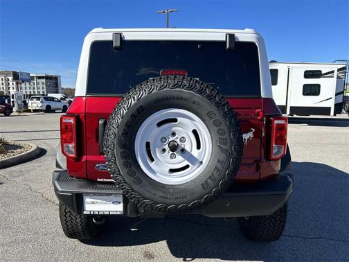 2025 Ford Bronco Heritage Edition