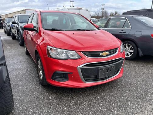 2020 Chevrolet Sonic FWD Sedan LT