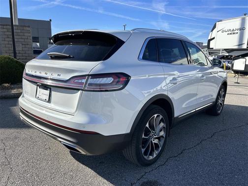 2021 Lincoln Nautilus Reserve