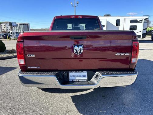 2024 RAM 1500 Classic SLT