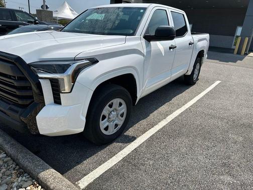 Ice Cap 2023 Toyota Tundra SR