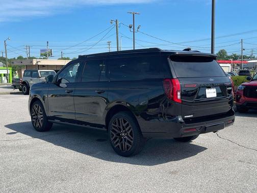 Agate Black Metallic 2026 Ford Expedition Max Platinum