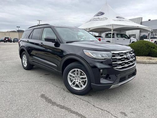 Agate Black Metallic 2026 Ford Explorer Active