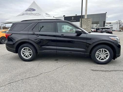 Agate Black Metallic 2026 Ford Explorer Active