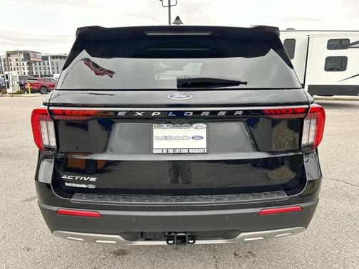 Agate Black Metallic 2026 Ford Explorer Active