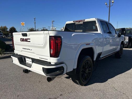 Summit White 2022 GMC Sierra 2500 Denali