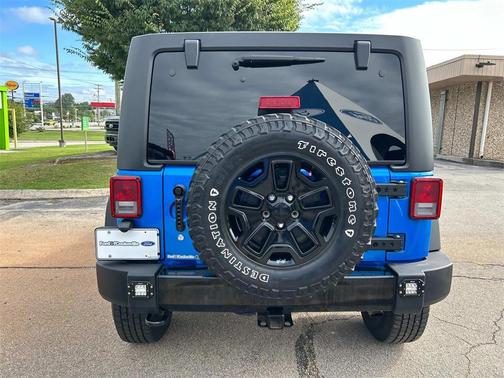 2015 Jeep Wrangler Unlimited Willys Wheeler