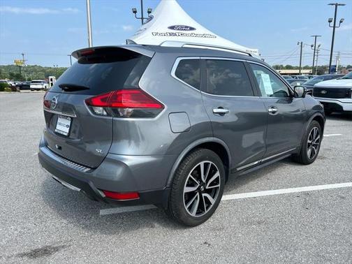 2017 Nissan Rogue SL