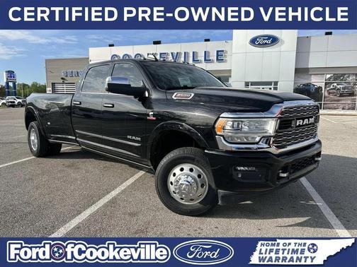 Diamond Black Crystal Pearlcoat 2021 RAM 3500 Limited Crew Cab 4x4 8' Box