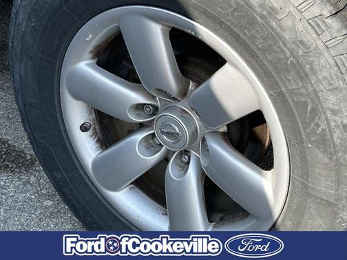 2012 Nissan Titan SV